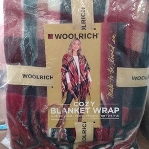 Woolrich Poncho cozy blanket wrap